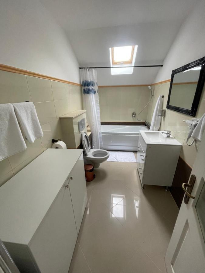 수체아바 Eroilor II Apartament 아파트 외부 사진
